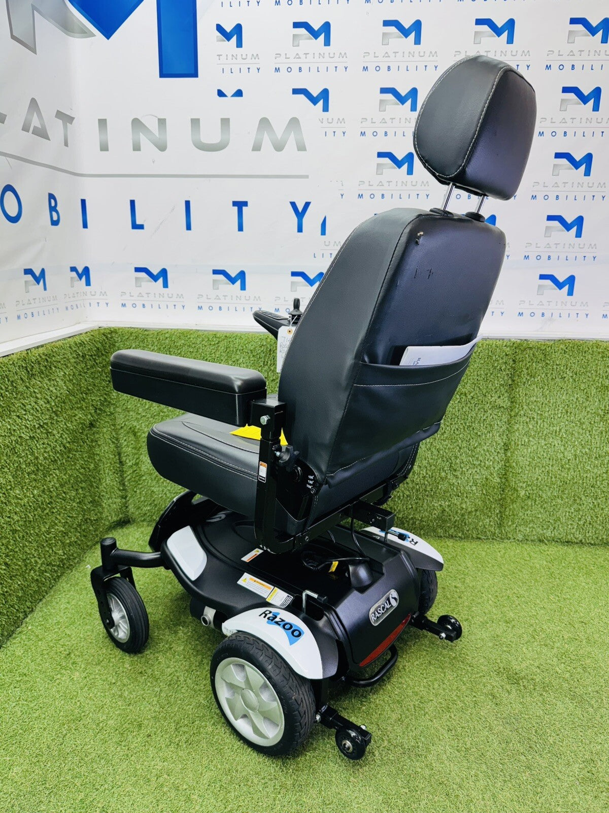 2022 Rascal Razoo With Manual Recline Electric Wheelchair Powerchair