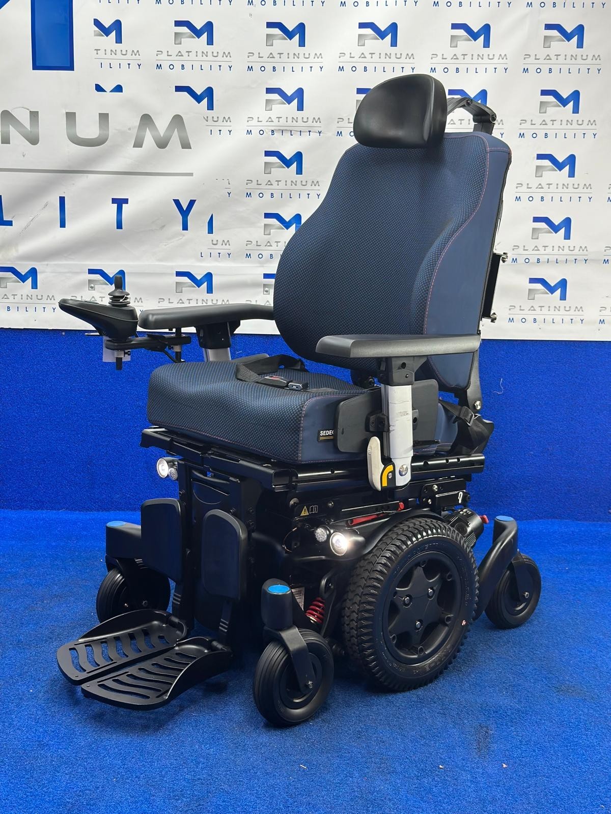 Quickie Q500 M Powerchair – 6mph Riser Electric Wheelchair by Sunrise (1422)