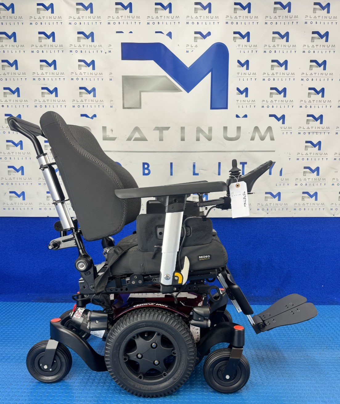 Sunrise Quickie Q300M Mini Powerchair 6mph Electric Wheelchair 2864