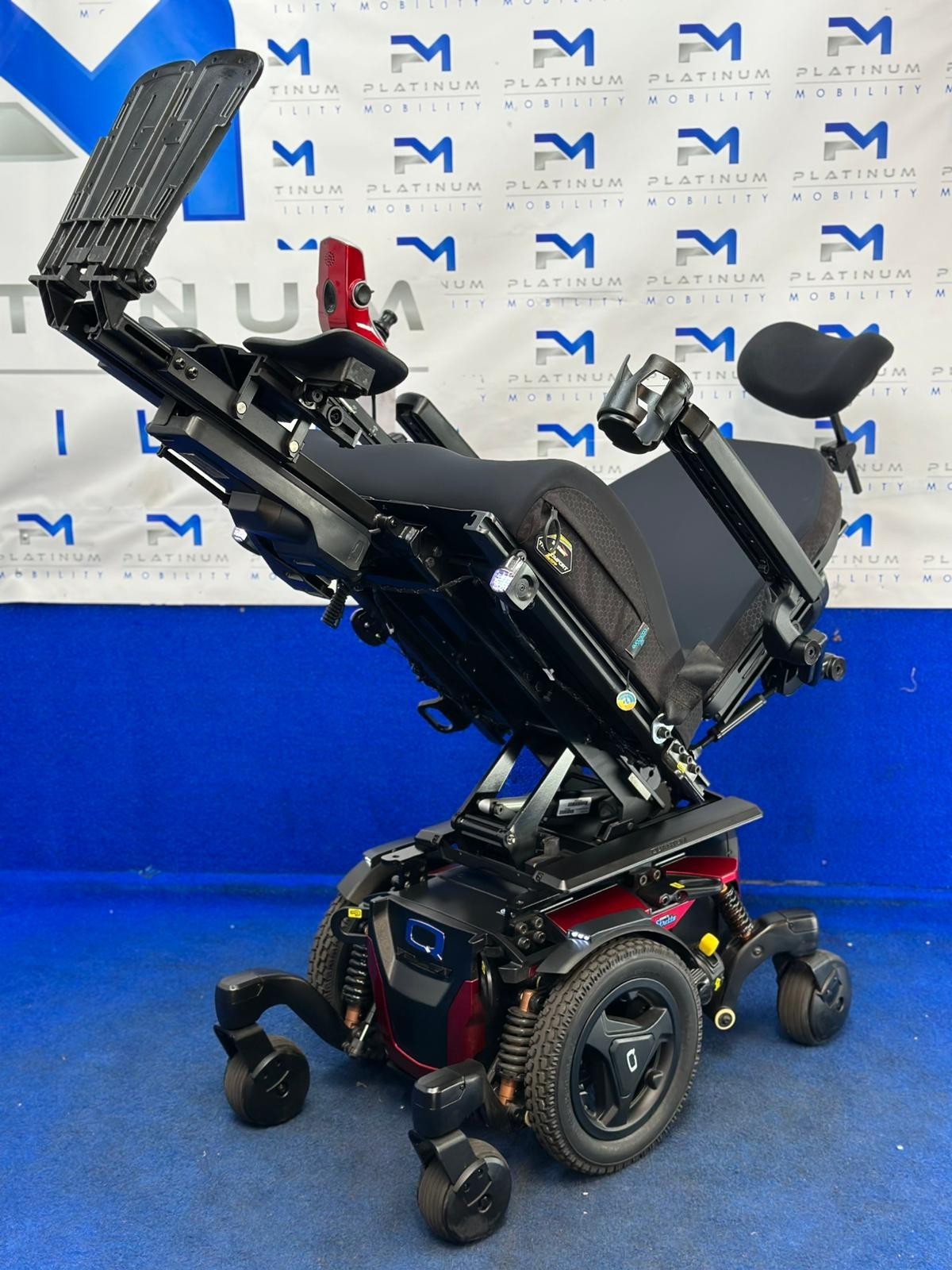 Quantum Edge 3 Stretto Powerchair – 6mph Electric Wheelchair Narrow 1235