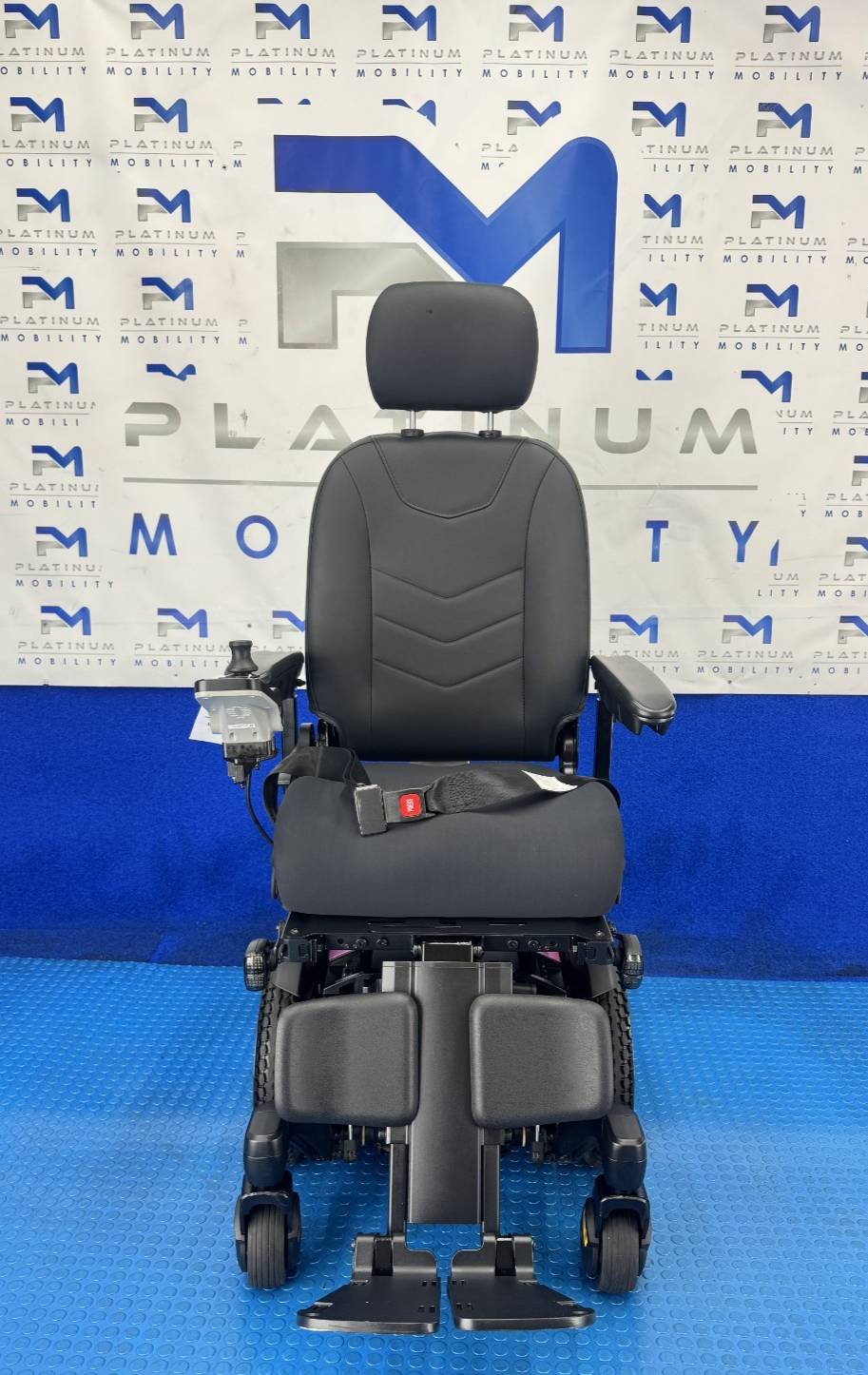 Quantum Edge 3 Stretto Powerchair – 6mph Electric Wheelchair 2556