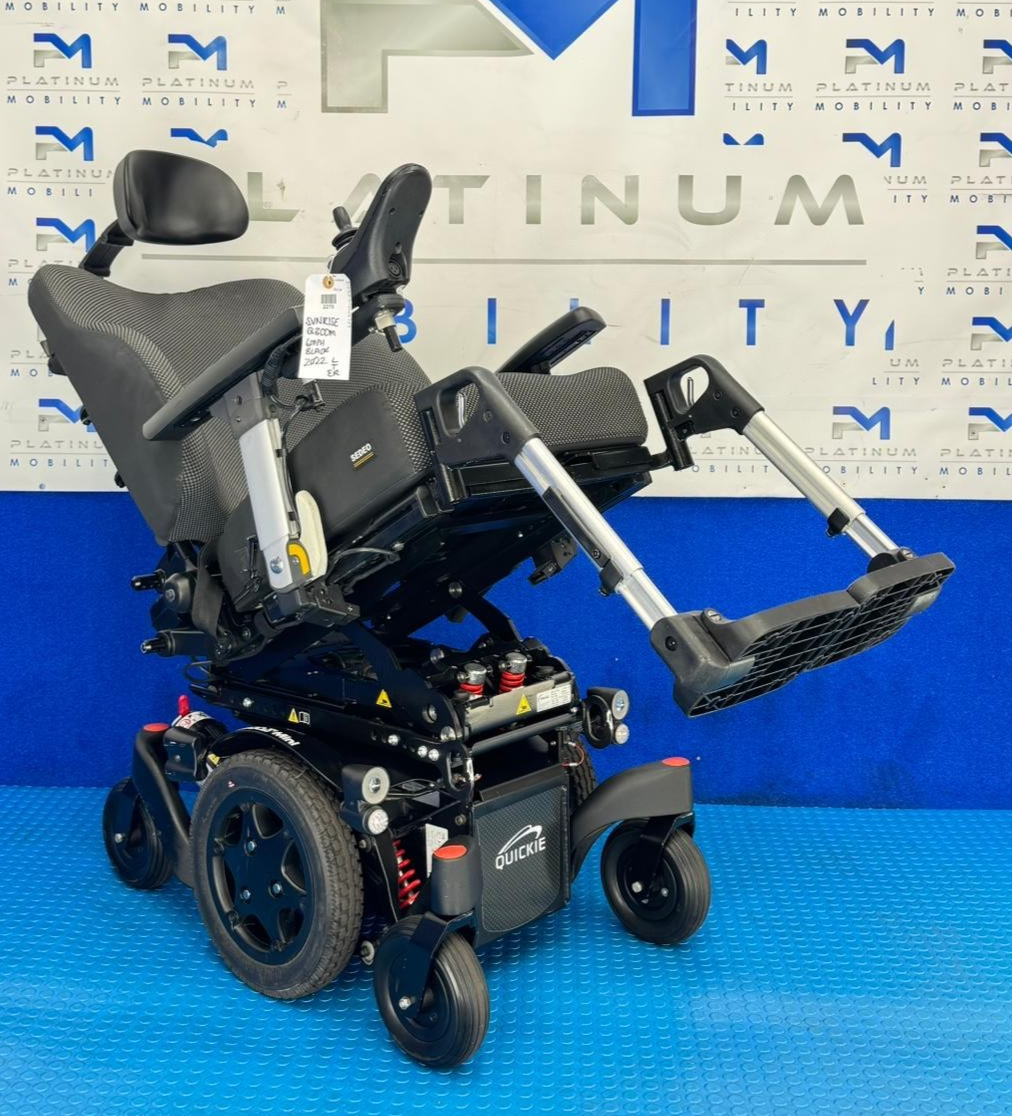 Sunrise Quickie Q300M Mini Powerchair 6 mph Riser Electric Wheelchair 2275