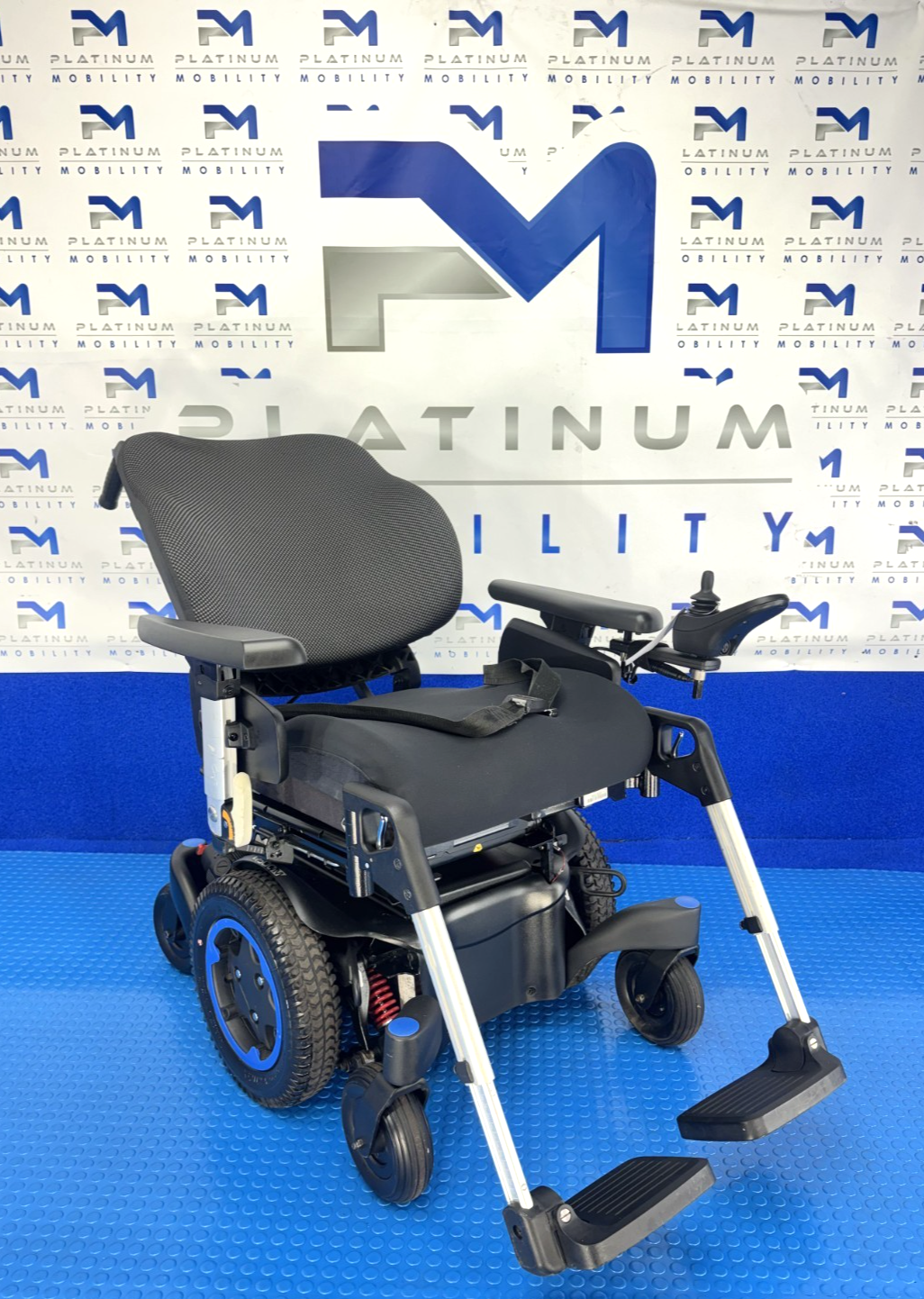 Sunrise Quickie Q500 M Powerchair – 6mph Riser & Tilt Electric Wheelchair 2935