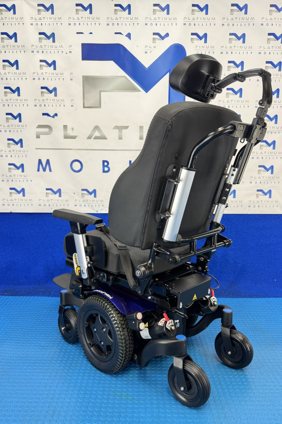Sunrise Quickie Q300M Powerchair 6 mph Riser, Tilt Electric Wheelchair 2925