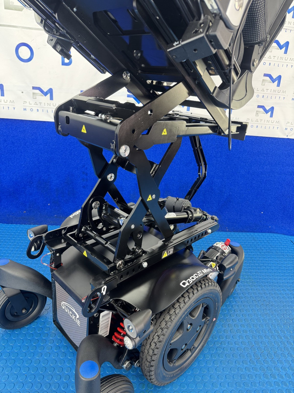 2025 Sunrise Quickie Q300M Powerchair 6 mph Riser, Tilt Electric Wheelchair 2912