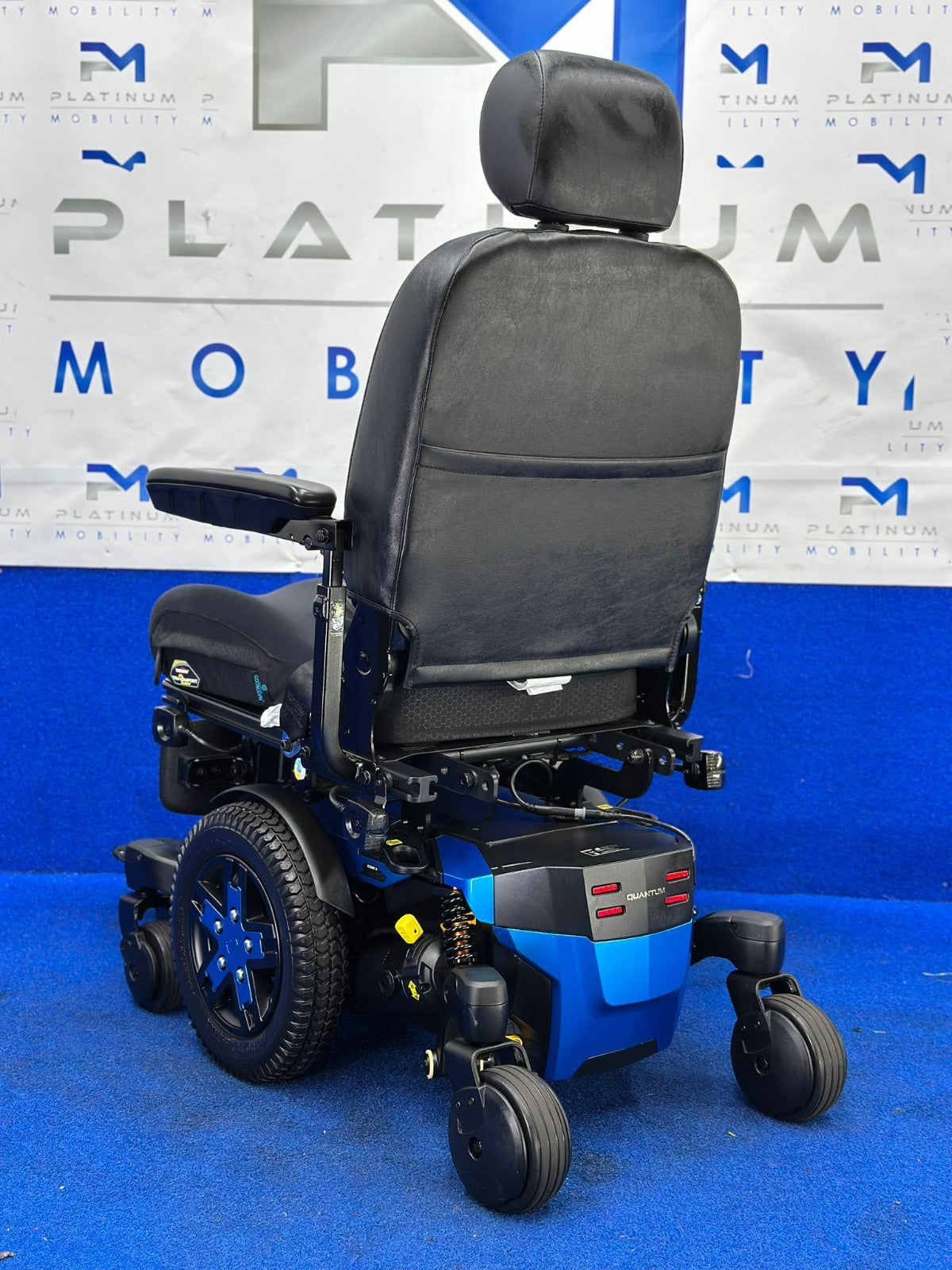 PRIDE QUANTUM Q6 EDGE 3 STRETTO 4 MPH ELECTRIC POWER WHEELCHAIR POWERCHAIR 1669