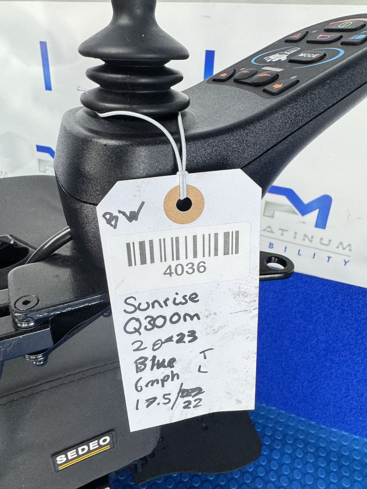 Sunrise Quickie Q300M Powerchair 6 mph Riser, Tilt Electric Wheelchair 4036