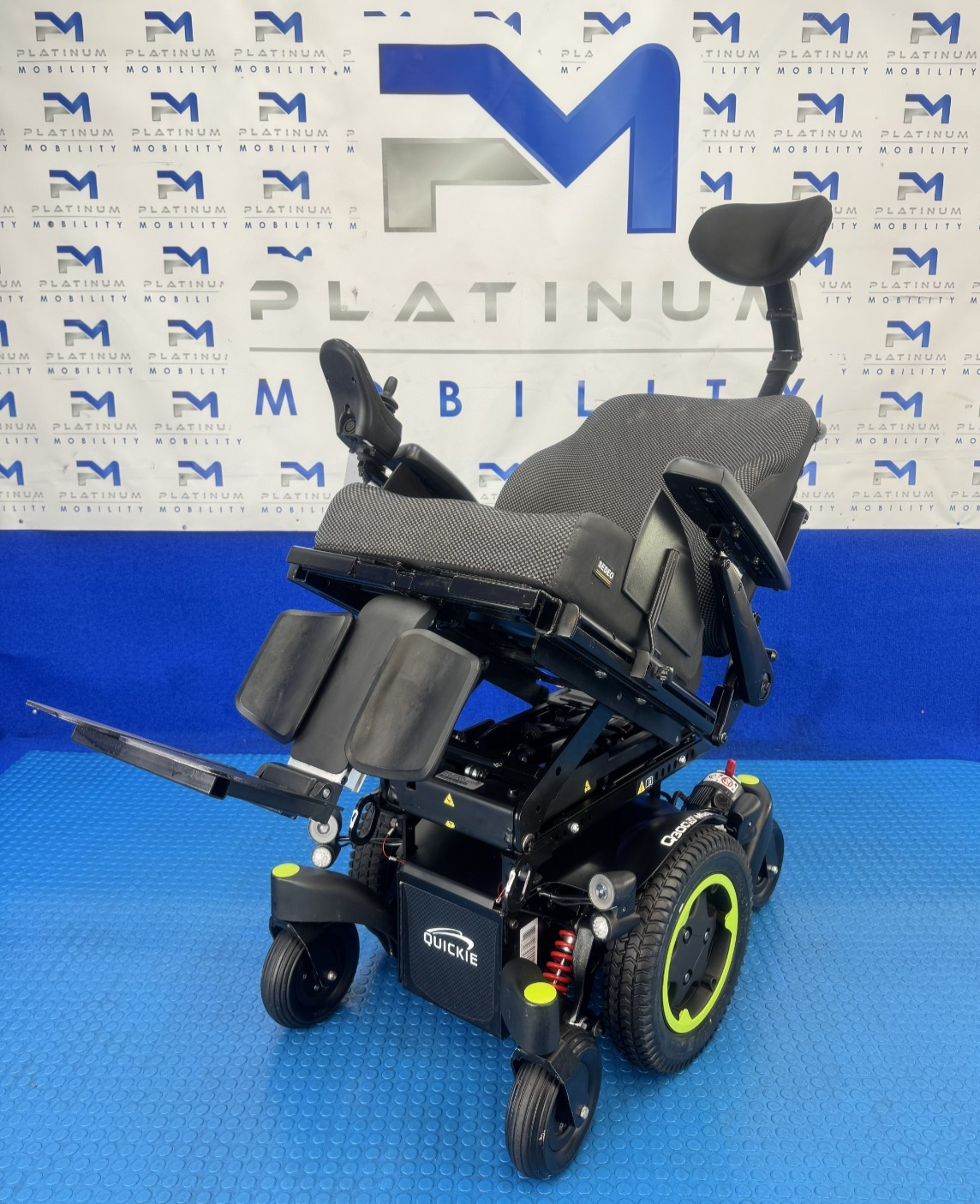 SUNRISE QUICKIE Q300 MINI RISER TILT COMPACT POWERCHAIR  2234