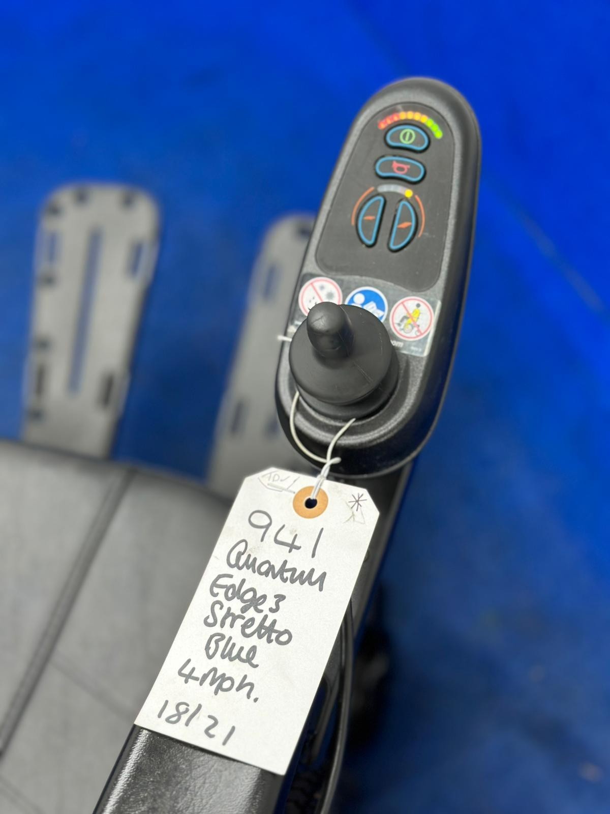 Quantum Edge 3 Stretto Powerchair – 4mph, Compact Electric Wheelchair (941)