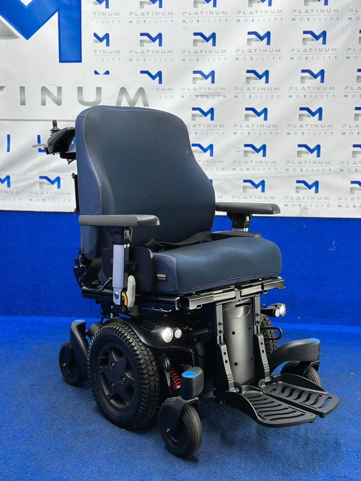 Quickie Q500 M Powerchair – 6mph Riser Electric Wheelchair by Sunrise 1439