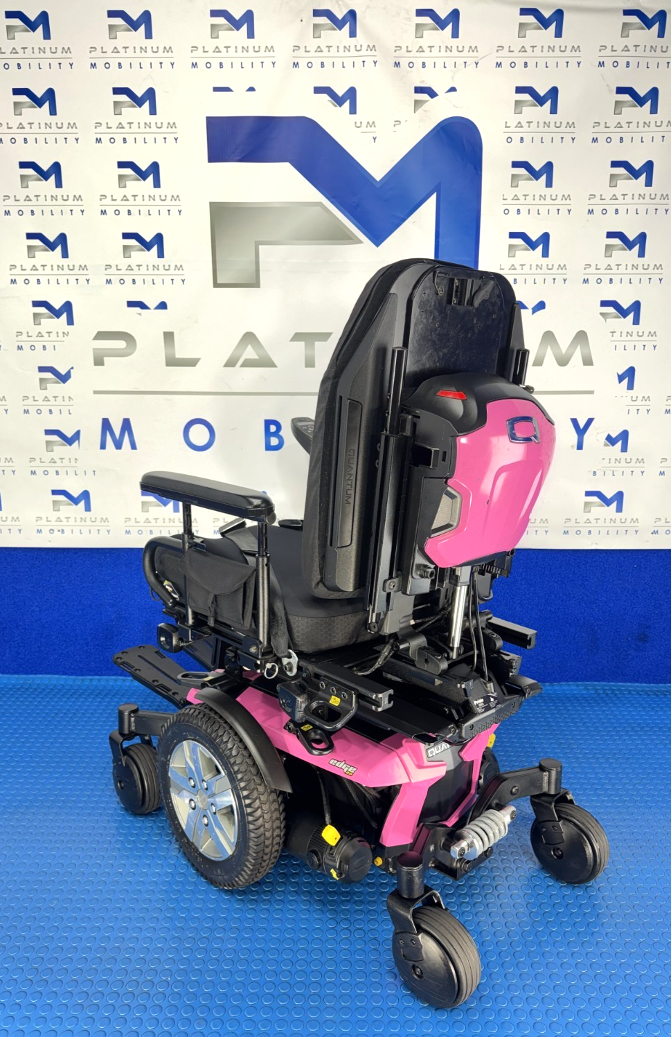 PRIDE QUANTUM EDGE 2.0 6MPH Tilt, Electric Recline, Hydraulic Legs No VAT 2306