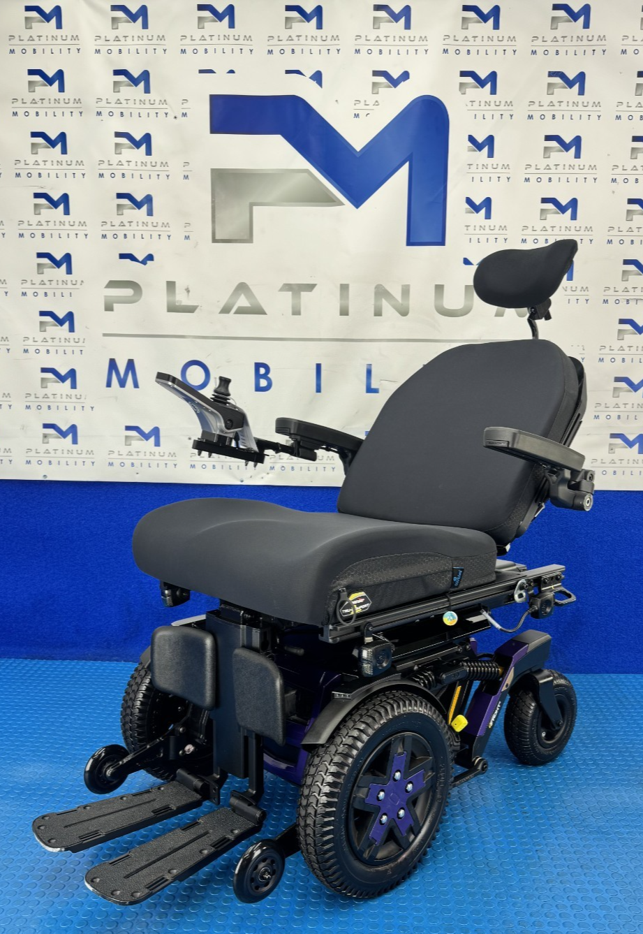 Quantum Pride 4 front 2 Electric Wheelchair RISE TILT RECLINE 6mph 2761