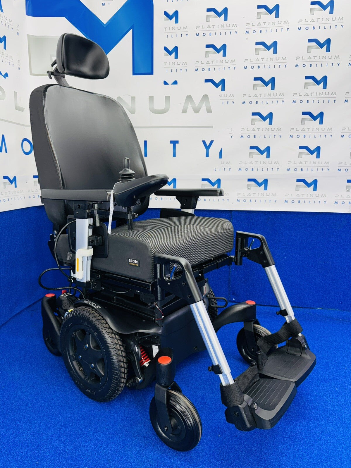 SUNRISE QUICKIE Q500 M 4MPH ELECTRIC MOBILITY POWERCHAIR WHEELCHAIR CHAIR