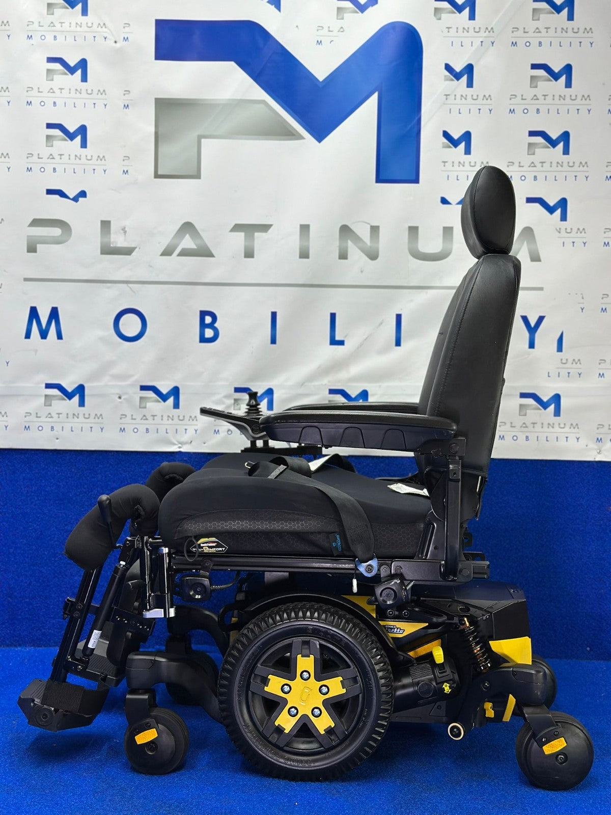 2025 Quantum Edge 3 Stretto Powerchair – 6mph Electric Wheelchair Narrow 1629