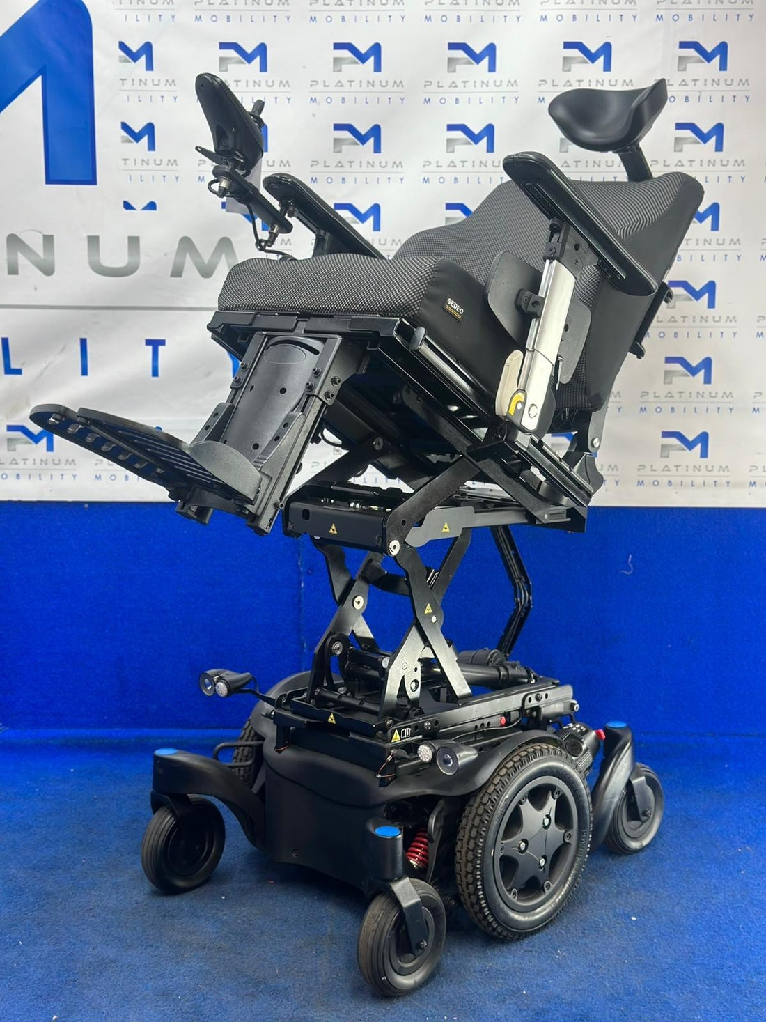 Quickie Q500 M Powerchair – 6mph Riser Electric Wheelchair by Sunrise (1257)