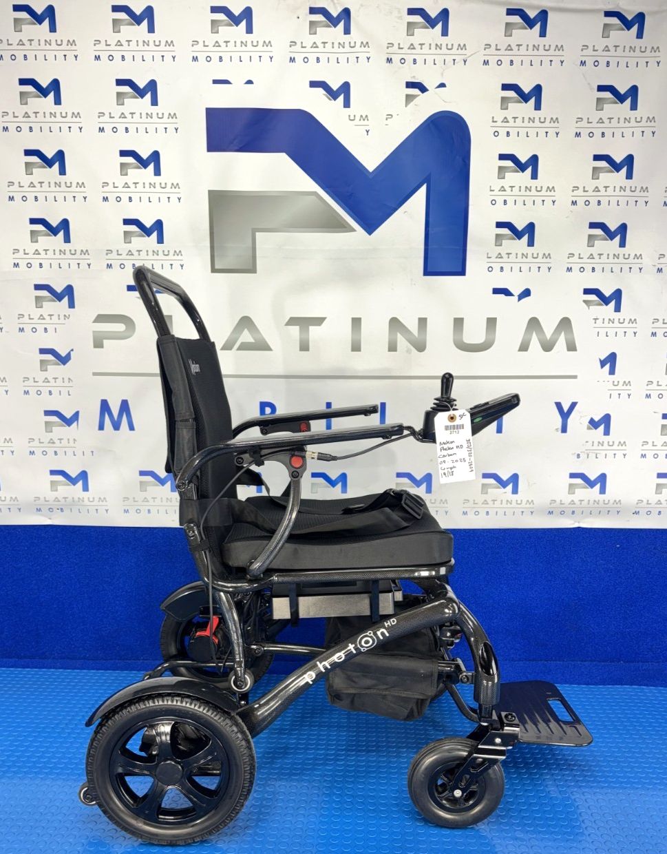 Motion Healthcare Photon HD Carbon Powerchair Lightweight Folding 4mph 2712
