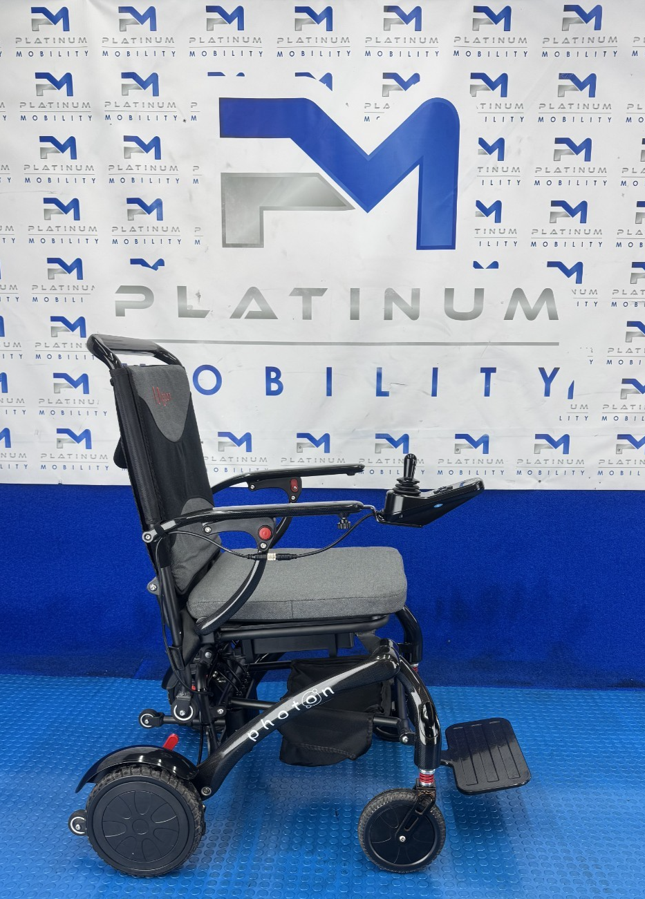 Motion Photon Powerchair Carbon Fibre Ultra Lightweight Powerchair 15.8kg 2564