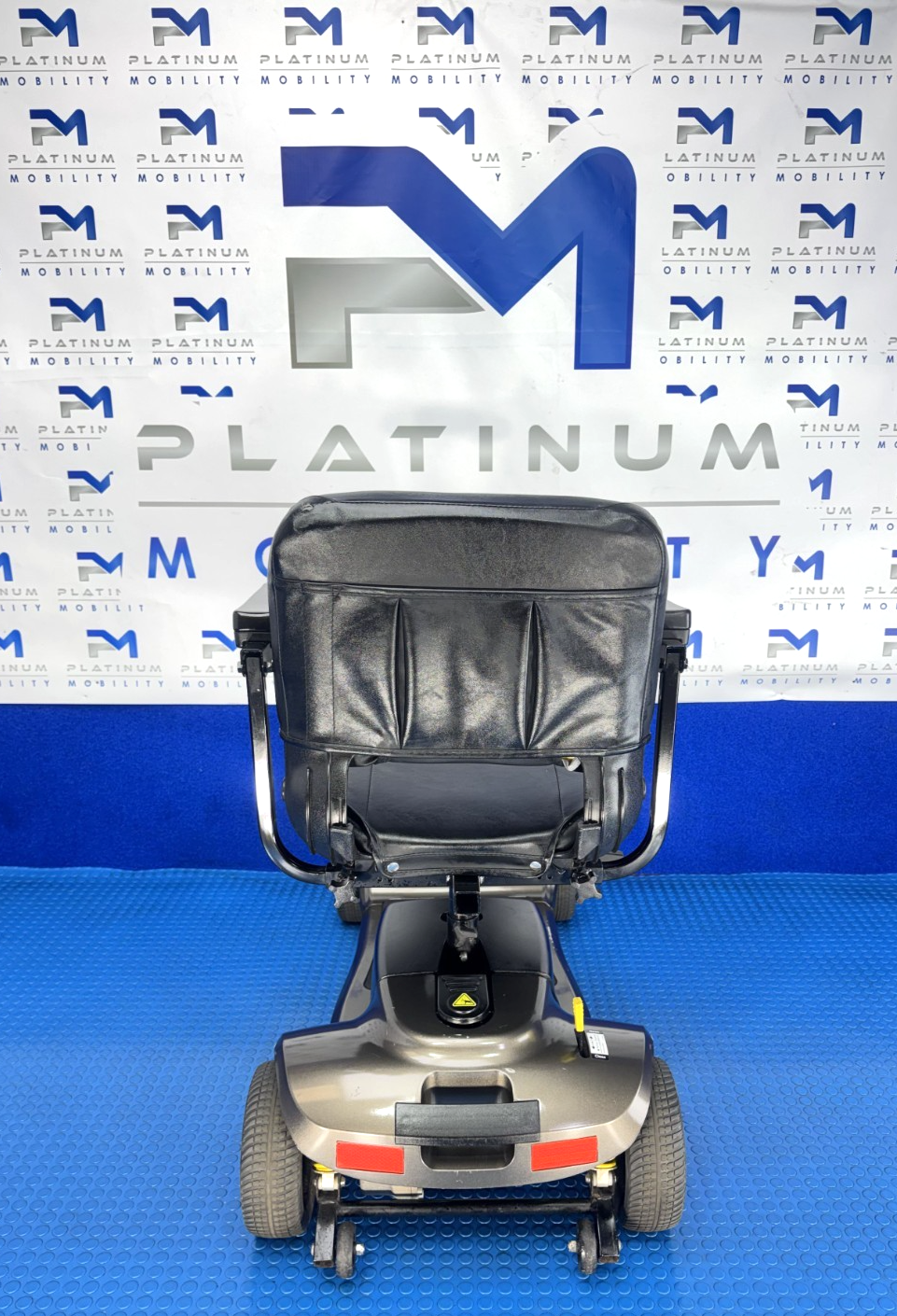 One Rehab Vantage Lightweight Mobility Scooter 4MPH Portable 4162