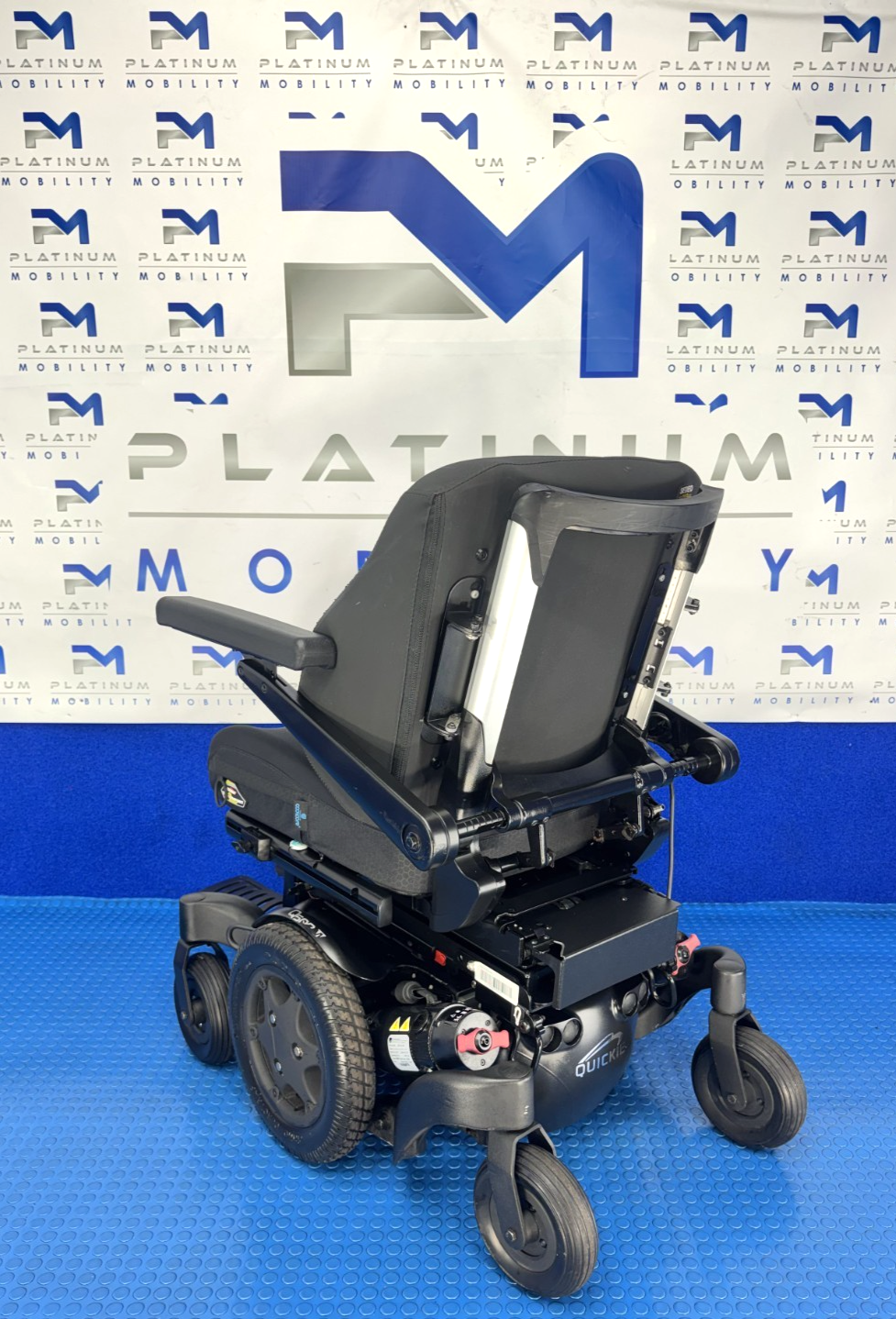 Sunrise Quickie Q500M Powerchair 4mph Electric Riser, Tilt Legs Wheelchair 4084