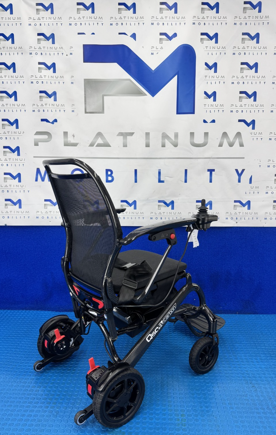 QUICKIE Q50 R LIGHTWEIGHT CARBON FIBRE POWERCHAIR SCOOTER FOLDING 4MPH 2813