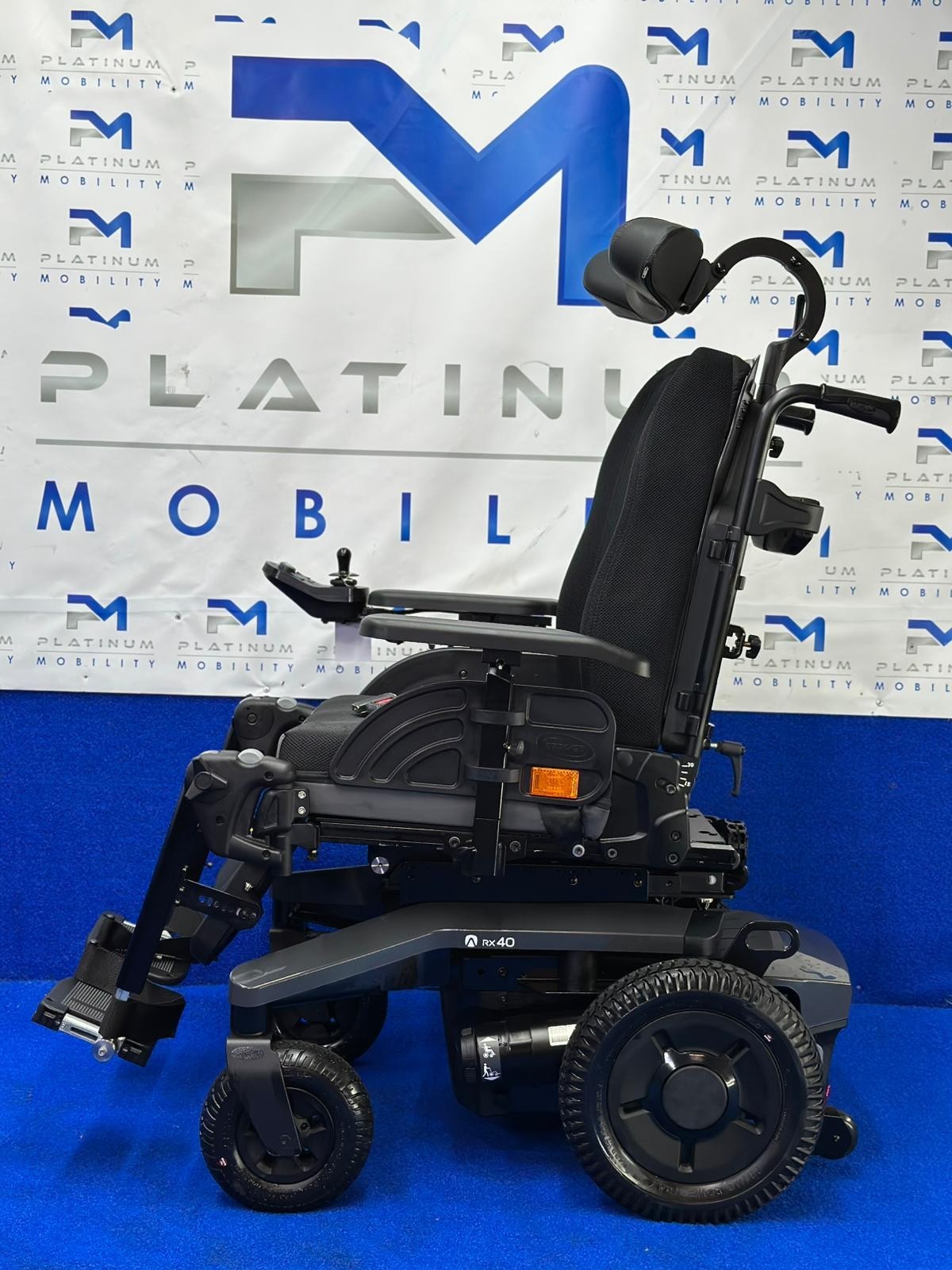 Invacare RX40 4MPH Electric Wheelchair Powerchair Mobility Riser 1644