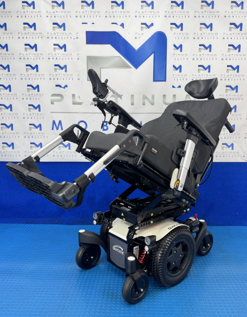 2025 Sunrise Quickie Q300M Powerchair 6 mph Riser, Tilt Electric Wheelchair 2789