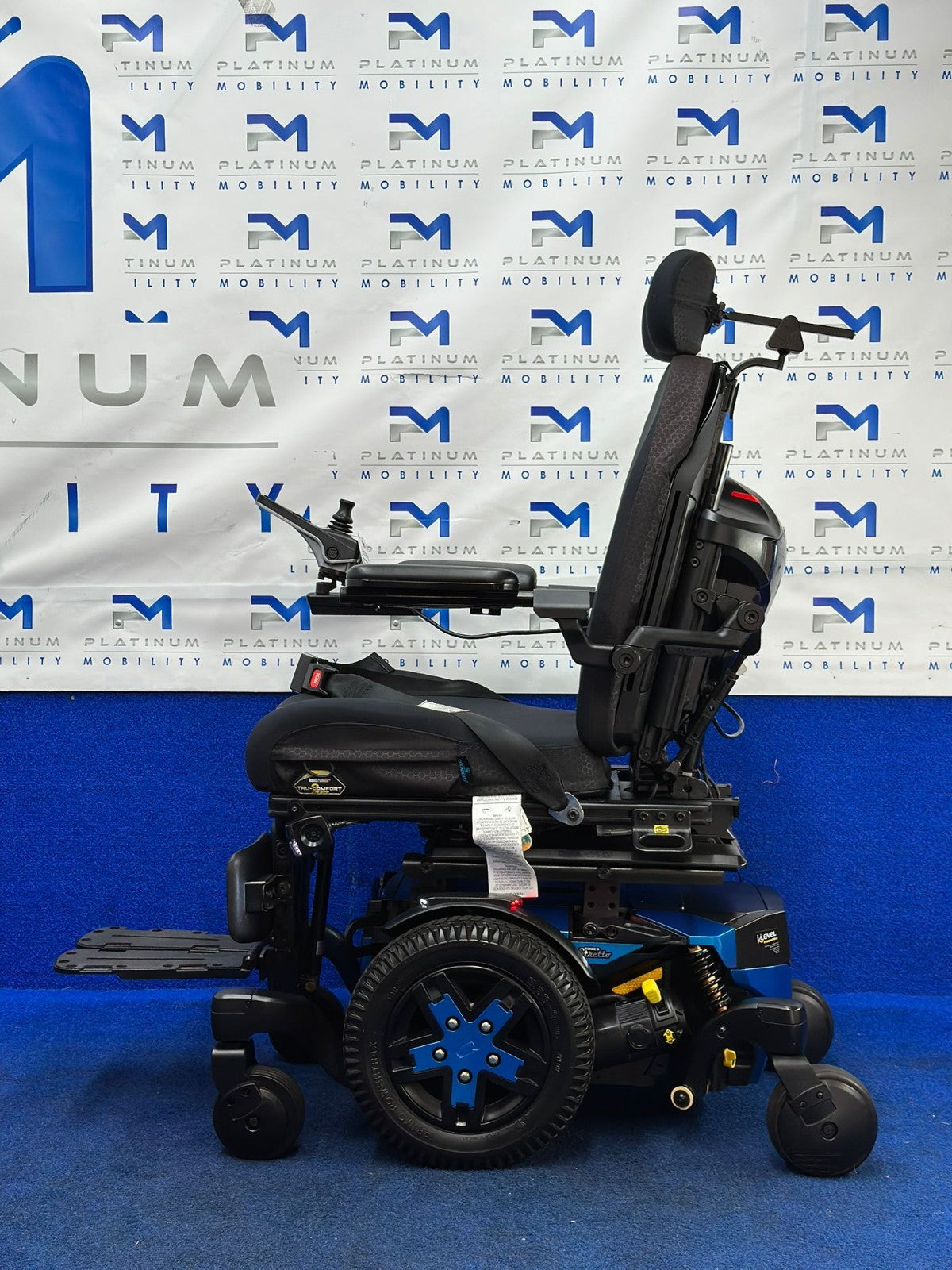 Quantum Edge 3 Stretto Powerchair – 6mph Electric Wheelchair Narrow 1585
