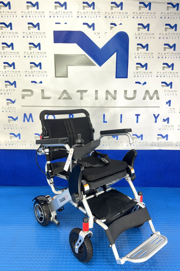 Motion Foldalite Folding Wheelchair 4Mph New Open Box 2722