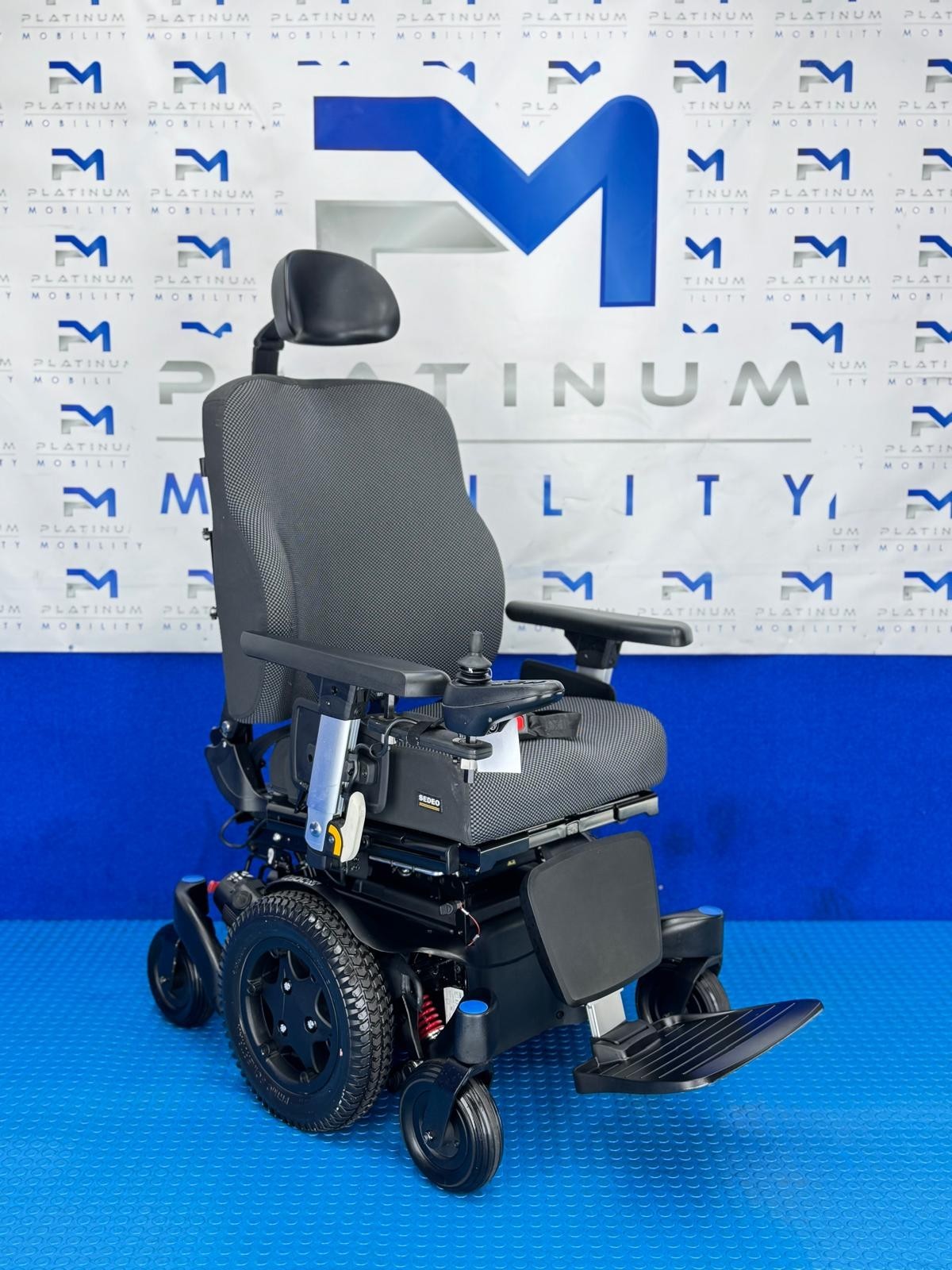 Sunrise Quickie Q500 M Powerchair – 6mph Riser Electric Wheelchair (2241)