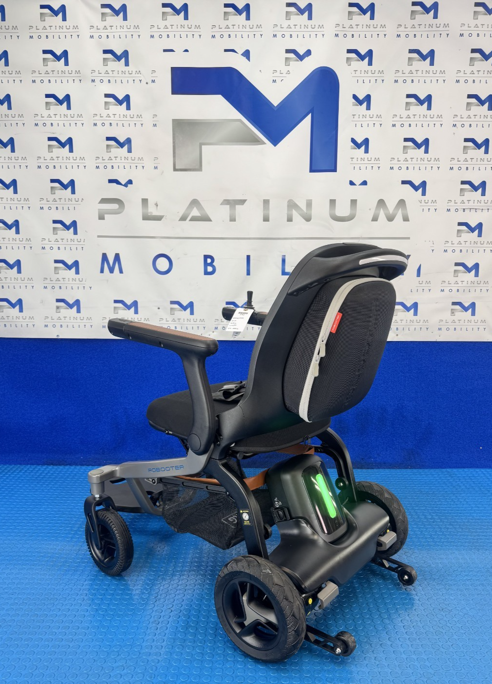 2024 Robooter E40 Folding Mobility Electric Wheelchair Remote 4mph 2362