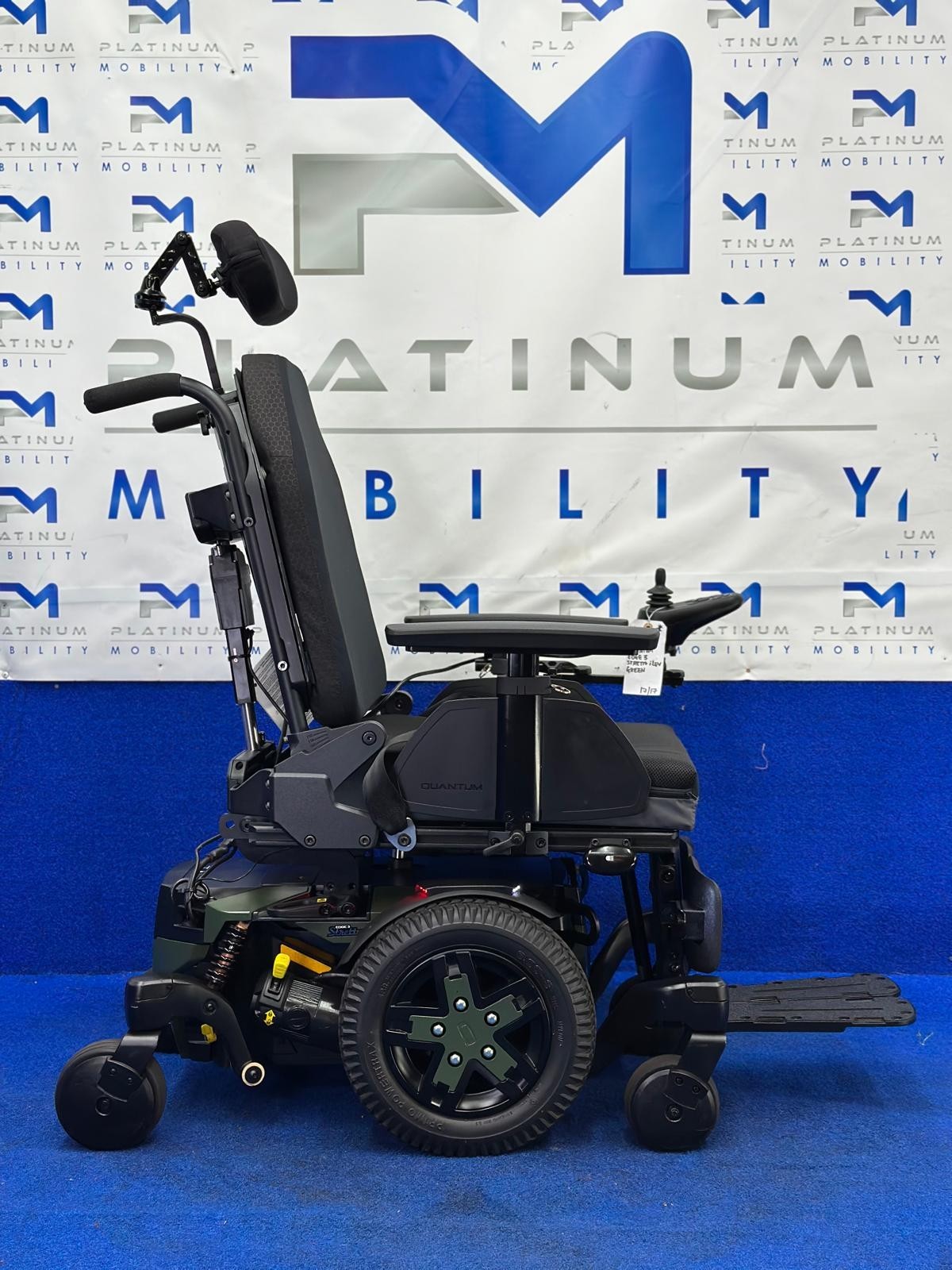 Quantum Edge 3 Stretto Powerchair – 4mph, Compact Electric Wheelchair (1236)