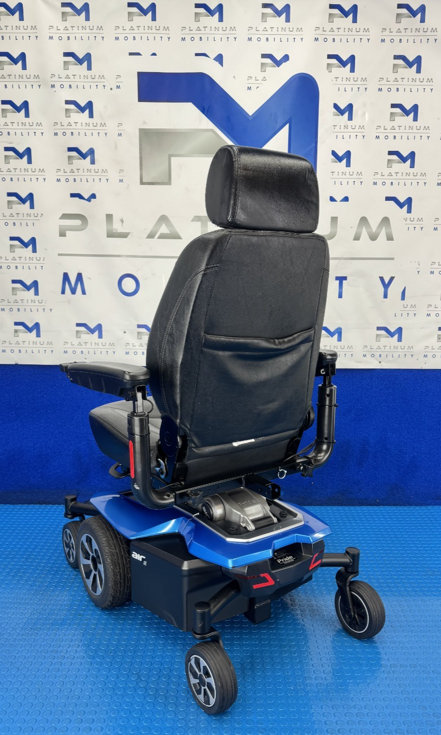 Pride Jazzy Air 2.0 Power Chair Electric Wheelchair with Electric Seat Lift 2699