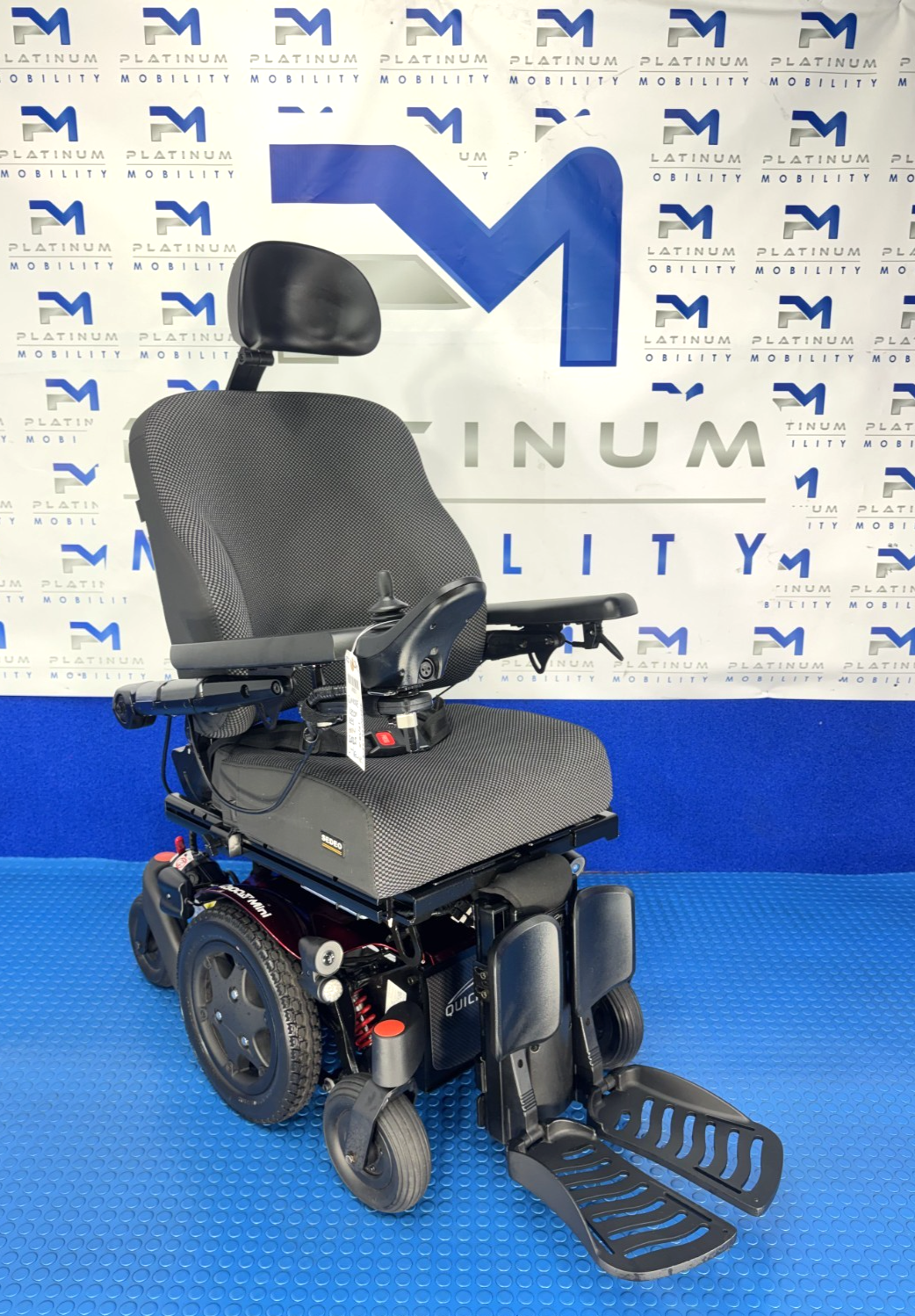 2025 SUNRISE QUICKIE Q300M 6MPH MANUAL RECLINE RISER TILT LEGS POWERCHAIR 4021