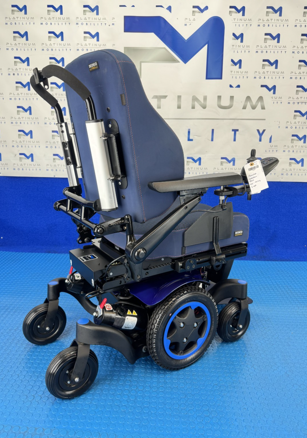2025 SUNRISE QUICKIE Q300 MINI RISER TILT COMPACT POWERCHAIR REF 2301
