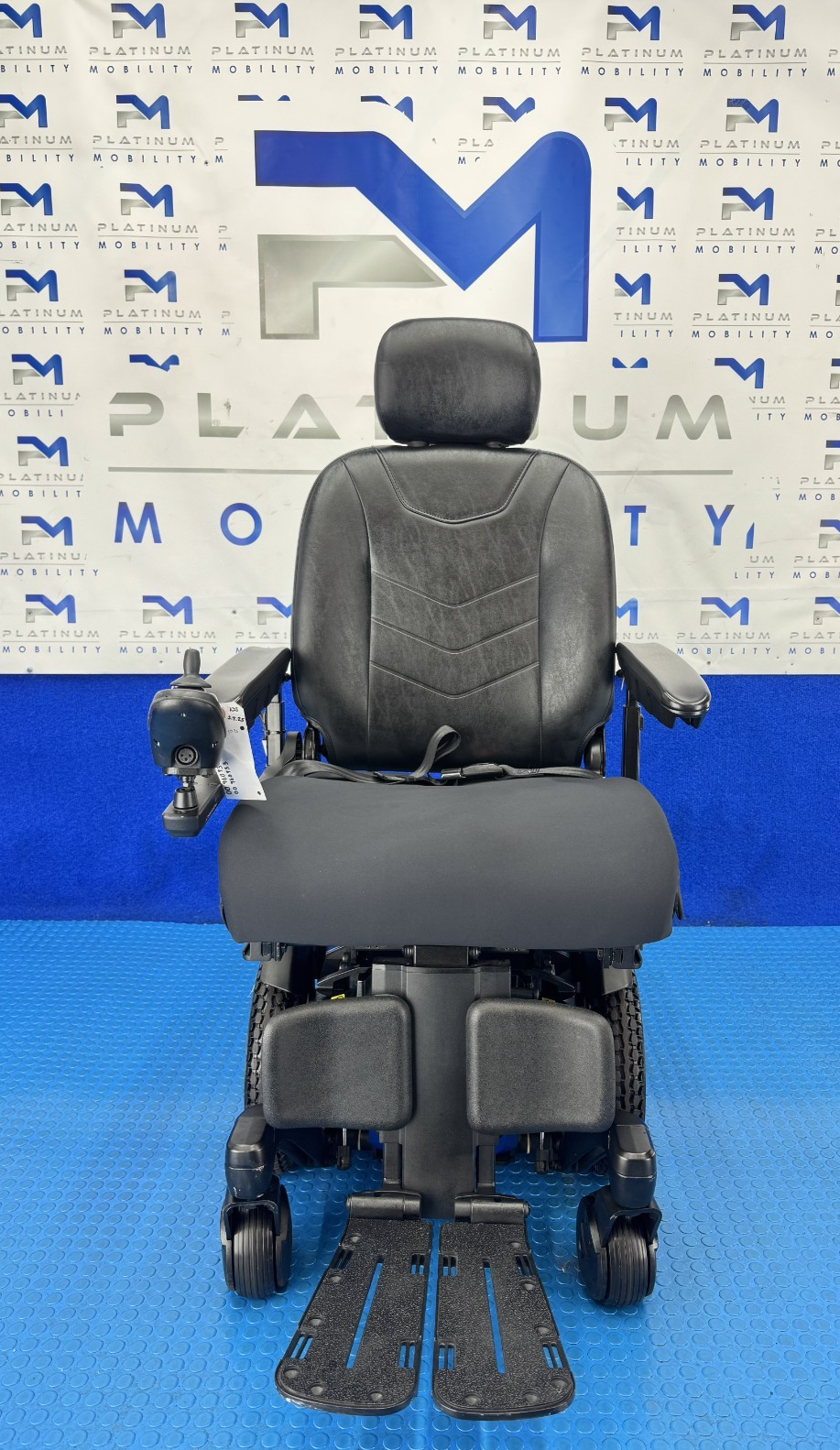 Quantum Edge 3 Stretto Powerchair – 6mph Electric Wheelchair Narrow 1248