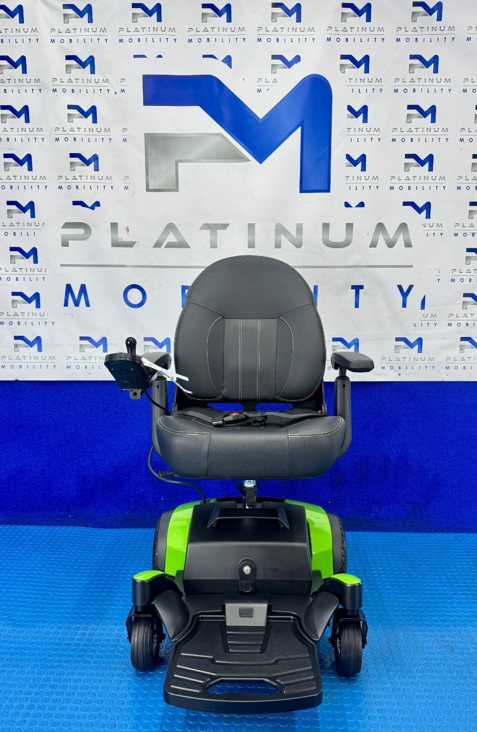 VAN OS TRAVELUX QUEST POWERCHAIR ELECTRIC WHEELCHAIR SMALL TRANSPORT 2833