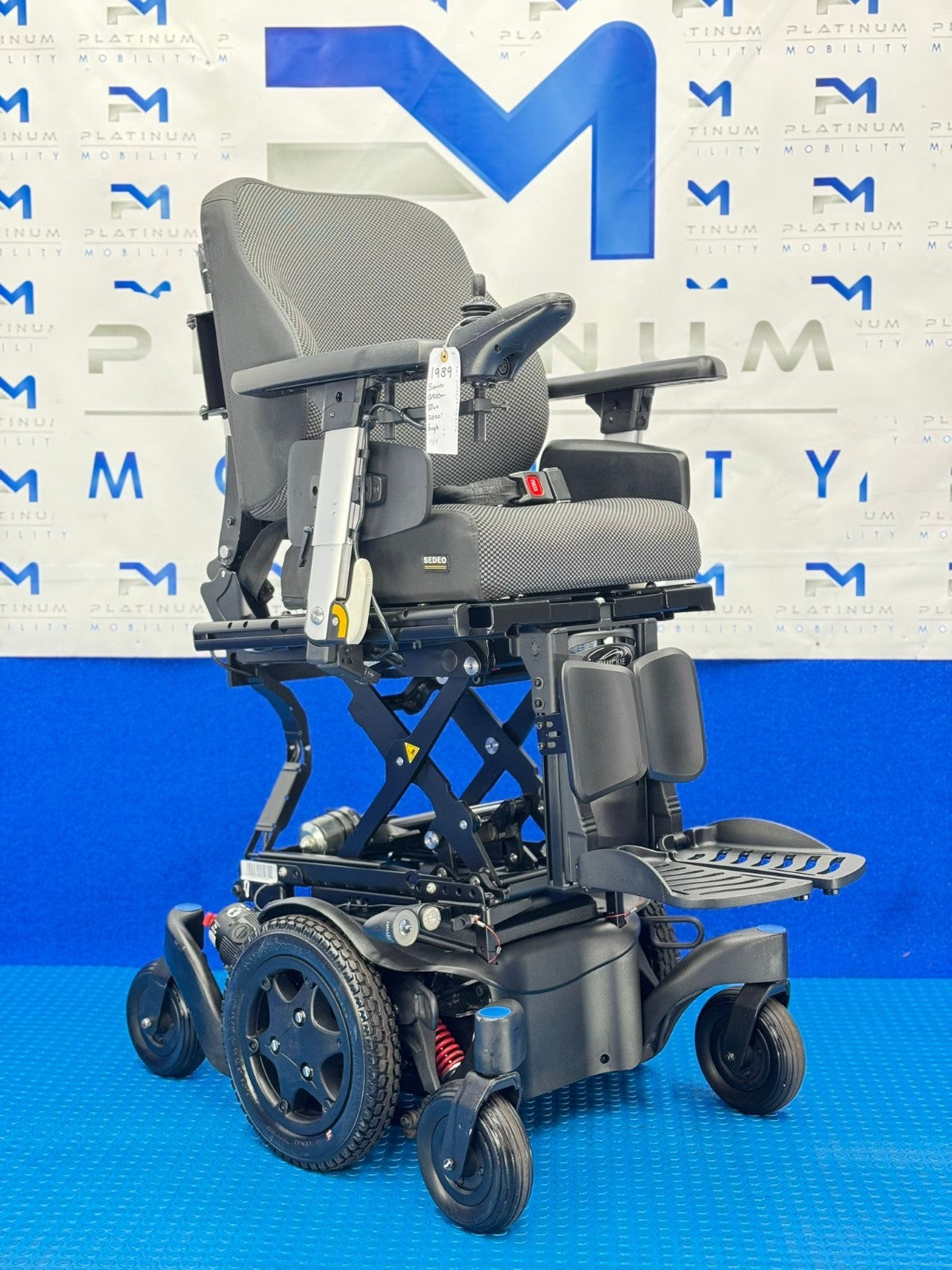Sunrise Quickie Q500 M Powerchair 6mph Riser Electric Wheelchair 1939