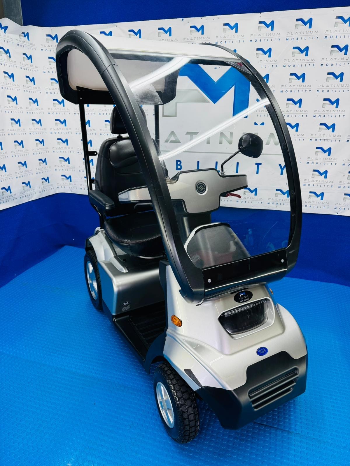 TGA Breeze S4 Canopy 8mph Road LARGE All Terrain Mobility Scooter Buggy 1835