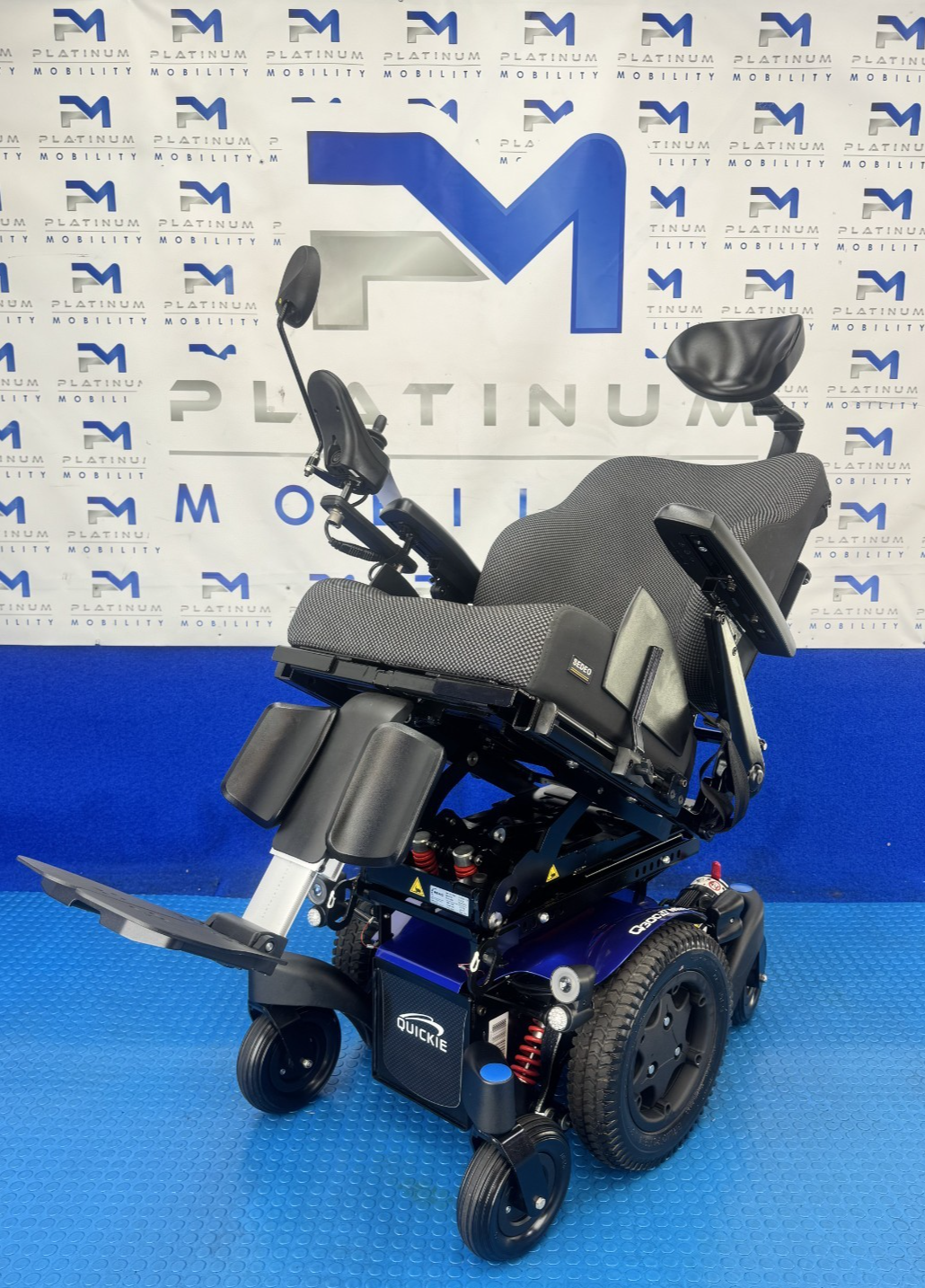 Sunrise Quickie Q300M Powerchair 6 mph Riser, Tilt Electric Wheelchair 2373
