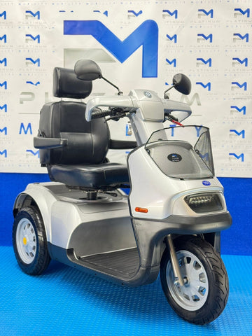 TGA Breeze S3 8MPH LARGE Electric Mobility Scooter All Terrain 1869