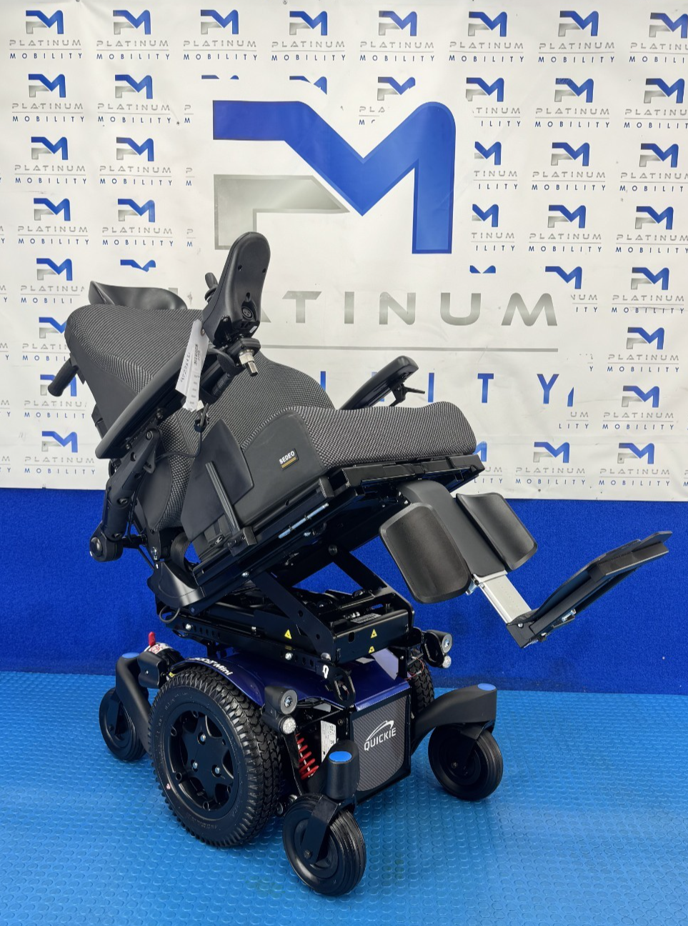 2025 Sunrise Quickie Q300M Powerchair 6 mph Riser, Tilt Electric Wheelchair 2796