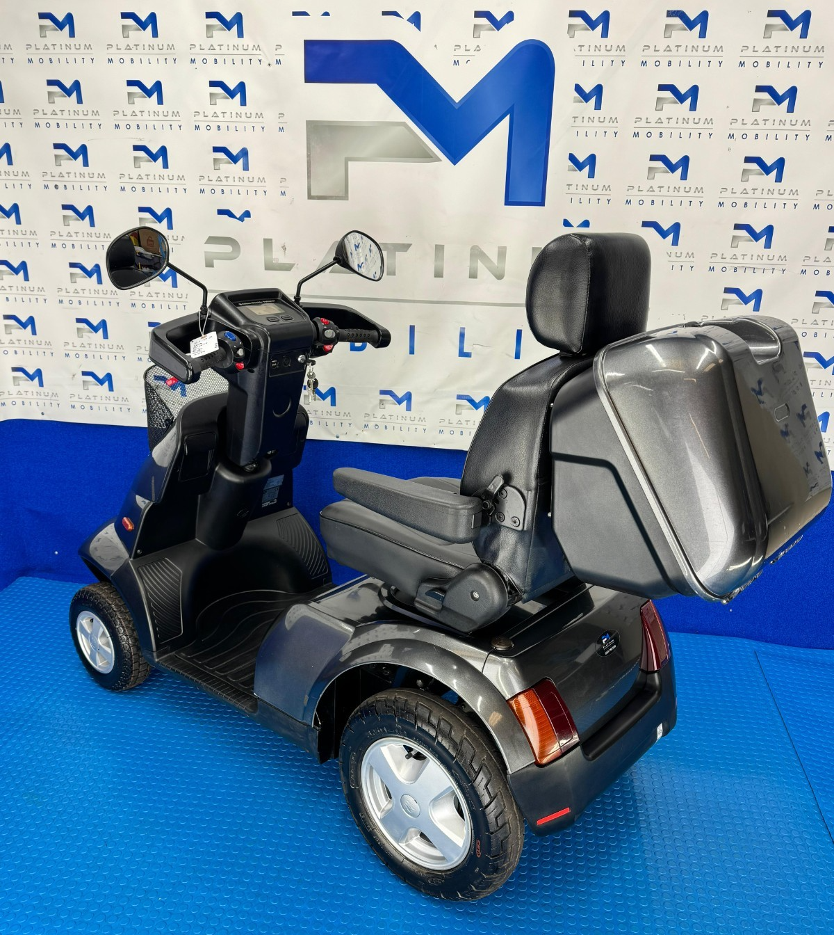 TGA Breeze S4 8MPH All Terrain Mobility Scooter Road Stunning Condition  2102