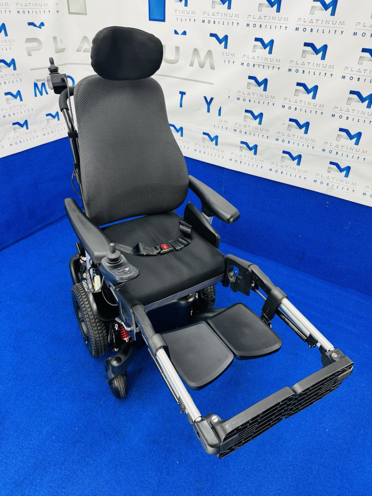 Sunrise Quickie Q400 M MWD 4mph Powerchair Electric Wheelchair Attandent 1340