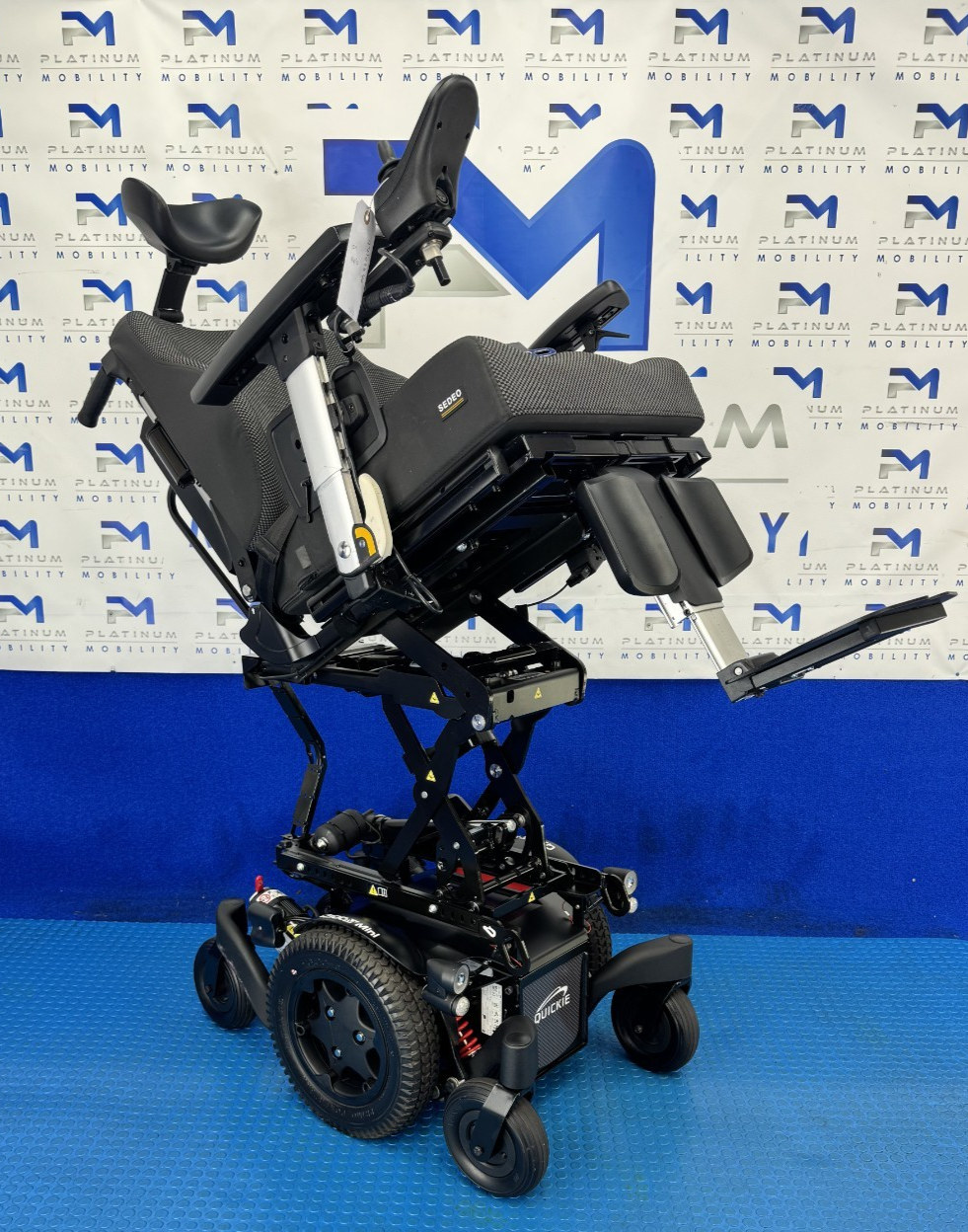 2025 Sunrise Quickie Q300M Powerchair 6 mph Riser, Tilt Electric Wheelchair 2820