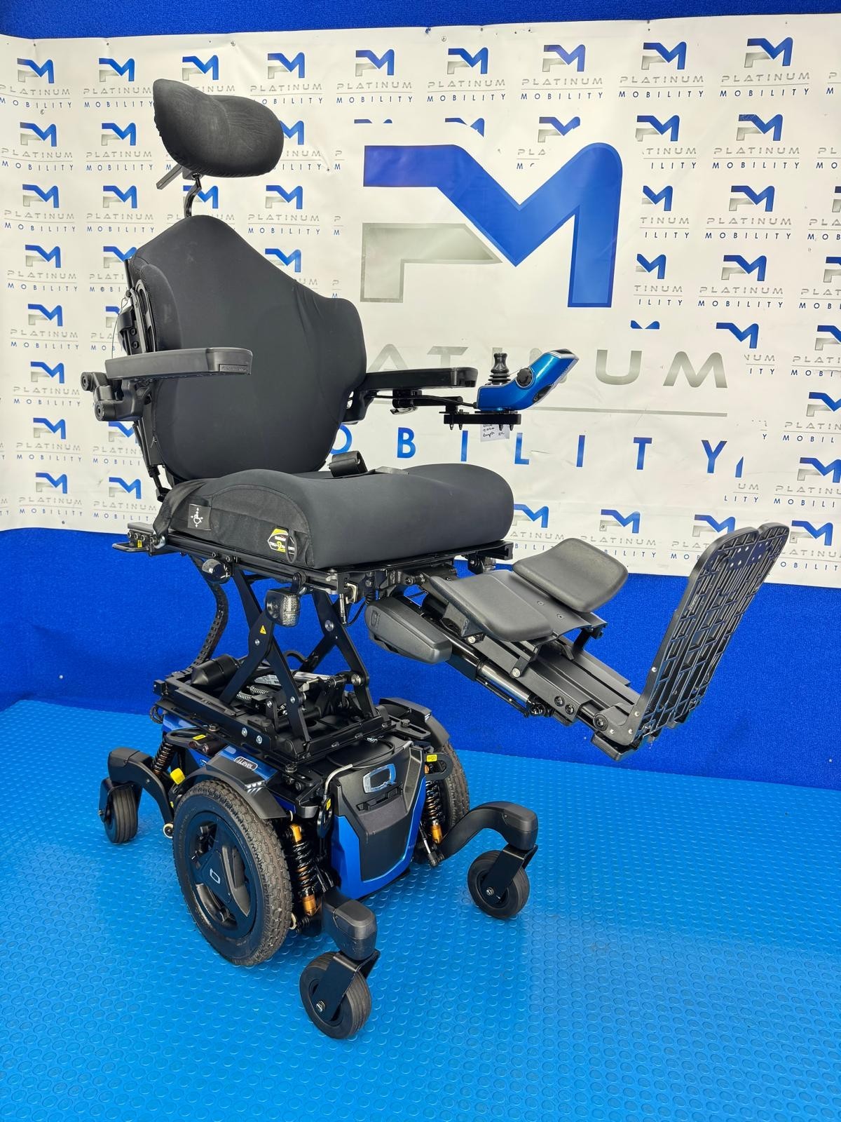 PRIDE QUANTUM EDGE 3 STRETTO 6MPH ELECTRIC POWER WHEELCHAIR POWERCHAIR 1966