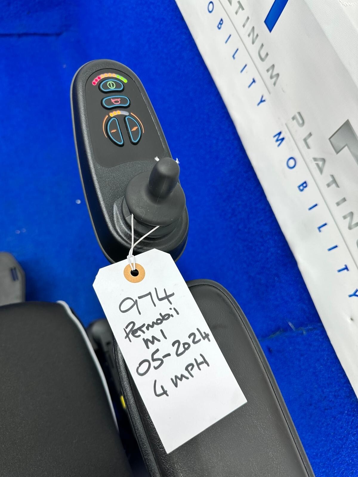 2024 PERMOBIL M1 MWD 5 MPH ELECTRIC WHEELCHAIR POWERCHAIR MOBILITY SCOOTER Q500