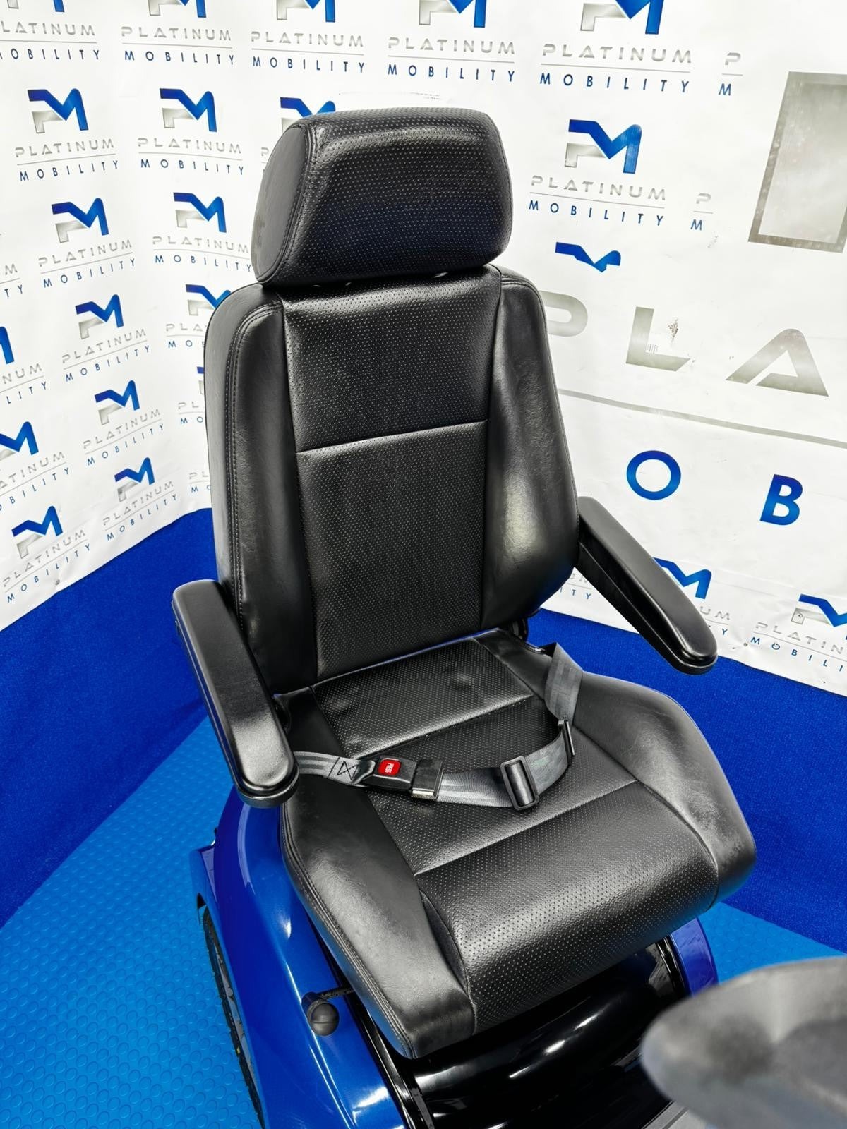 Demo 2025 Motion Healthcare Xcursion Mobility Scooter 8MPH Stunning 1919