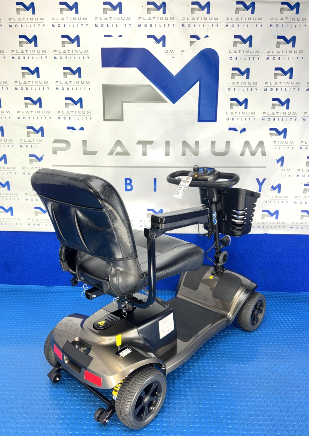 One Rehab Vantage Lightweight Mobility Scooter 4MPH Portable 4075
