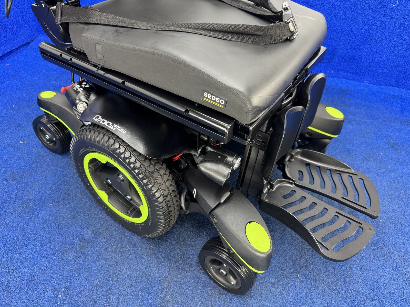 2025 Quickie Q700 M HD Powerchair – 4mph Electric Wheelchair by Sunrise (1580)