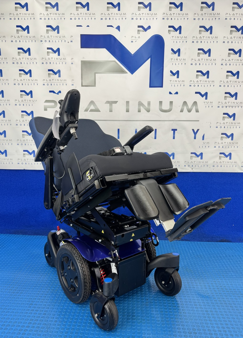 SUNRISE QUICKIE Q300M 4MPH ELECTRIC WHEELCHAIR RISER TILT POWERCHAIR 2383